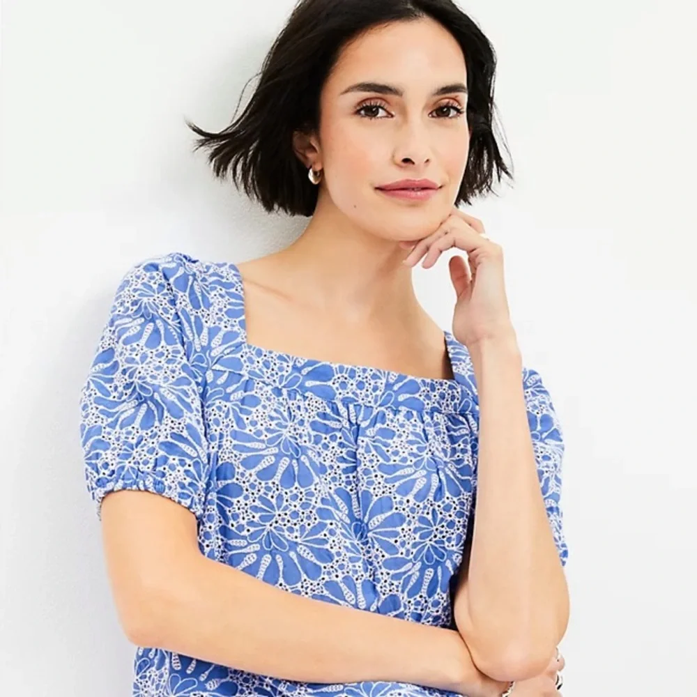 Loft Eyelet Bubble Sleeve Square Neck Top Size Small EUC